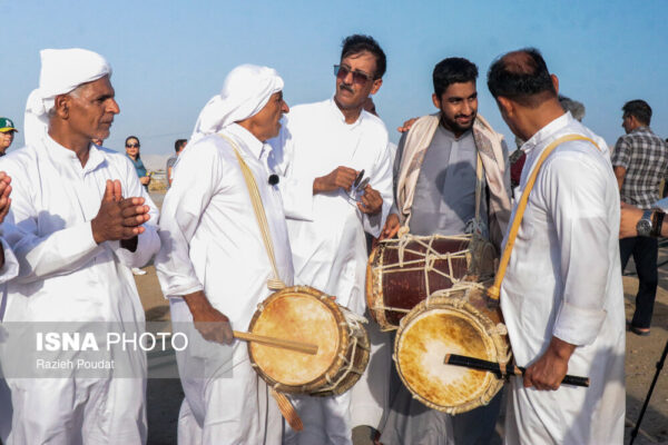 لنج چوبی آرورا 25