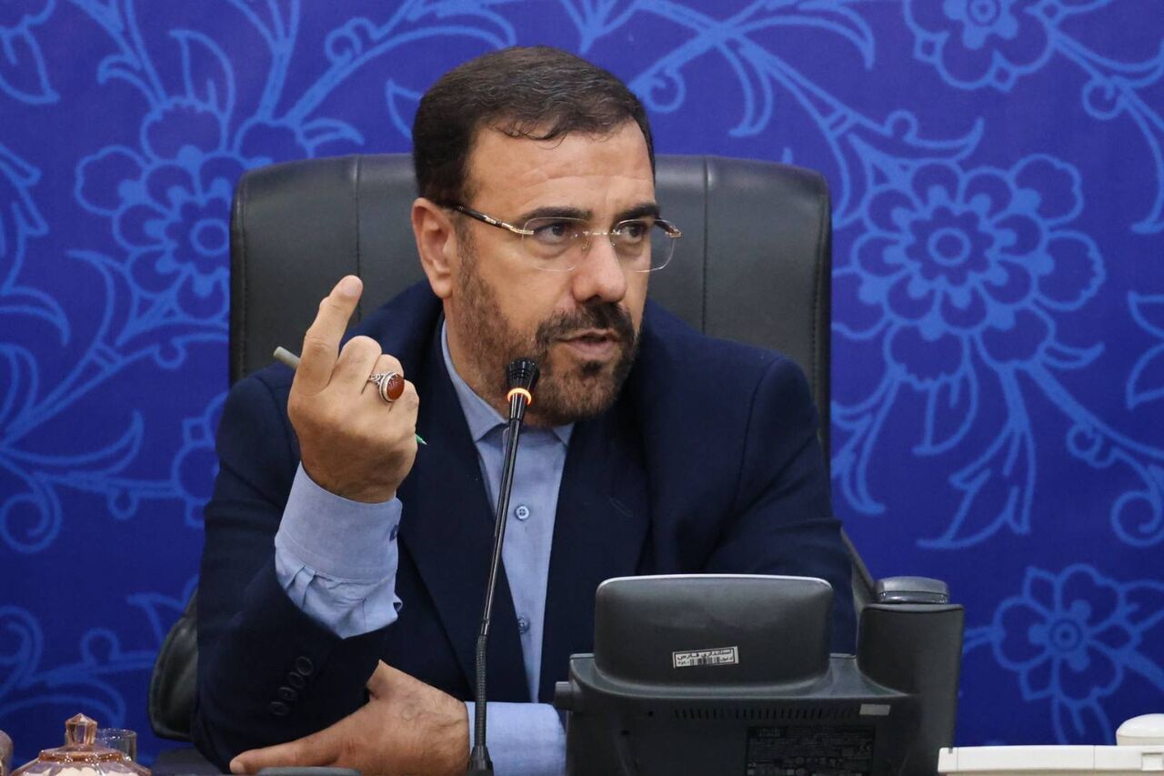 55 کشته و مصدوم با واژگونی اتوبوس:درخواست استاندار فارس از نیروی انتظامی برای گزارش علل انسانی و فنی آن