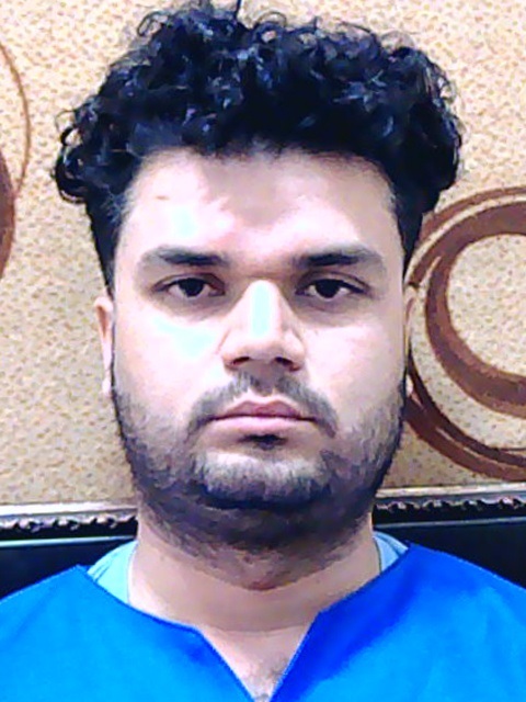مالباختگان جهت شناسايی این کلاهبردار به آگاهی فارس بروند+عکس