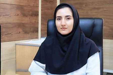 دکتر آیدین مشکسار، چشم‌پزشک شیرازی: برای پیشگیری از خشکی چشم، از باد مستقیم کولر فاصله بگیرید
