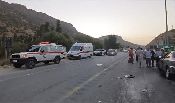 تصادف نیسان و سمند در جاده سپیدان-یاسوج خون بپا کرد