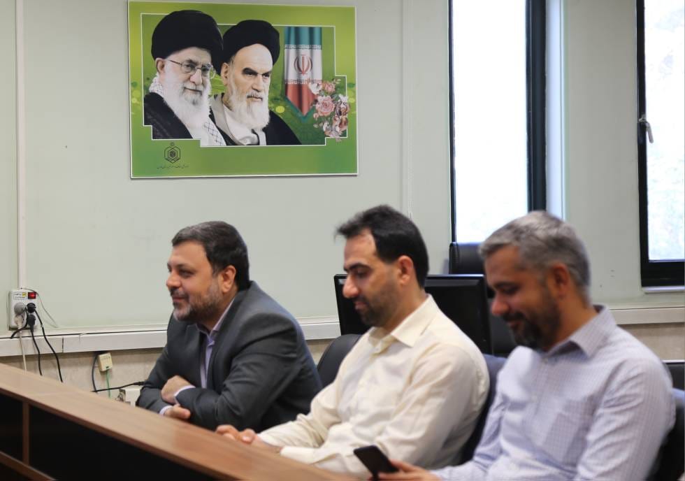 مدیرکل صداوسیمای فارس:جامعه به‌ویژه نسل جوان در معرض شبهات و القائات نادرست قرار دارد