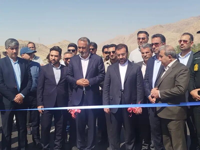 بهره‌برداری از محور ارتباطی جهرم - قیر در سفر استاندار فارس به جهرم و خفر