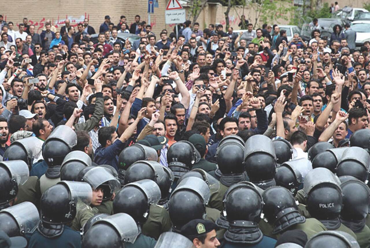 نترسید، شجاع و میهن دوست باشید قبل از آن که «دیرتر» شود