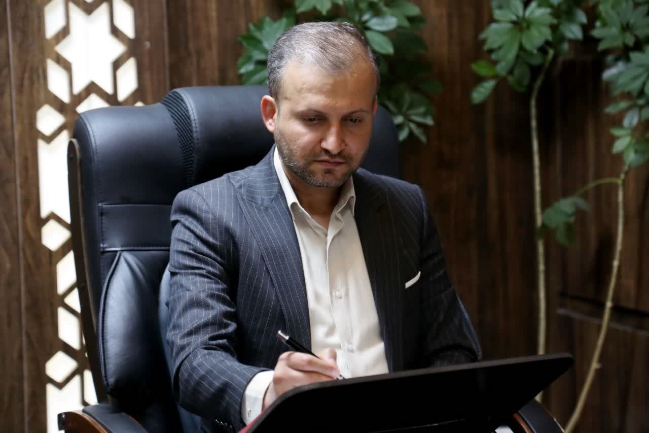 پای امضای استیضاح شهردار صدرا ایستاده‌ایم/ اختلاف با فرمانداری سر «تفسیر قانون» است نه اصل آن