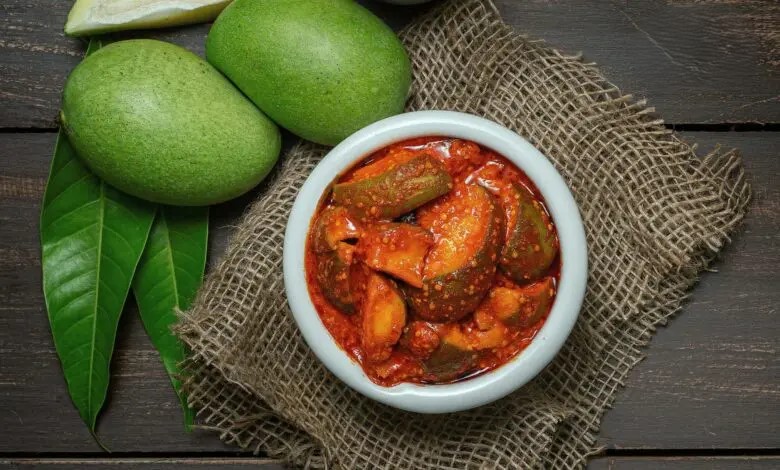 طرز تهیه ترشی انبه خوشمزه در خانه