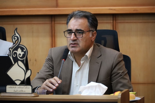 ممنوعیت دریافت هرگونه وجه هنگام ثبت‌نام دانش‌آموزان در مدارس فارس/آموزش و پرورش استان هشدار داد
