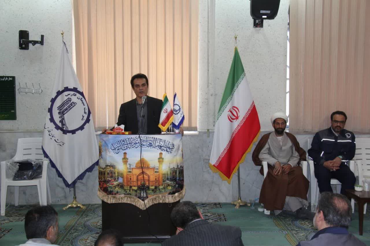 فرماندار شیراز: ایثار کارگران سیمان فارس کمتر از رزمندگان جنگ نبود / کارگران اجازه ندادند چرخ صنعت در بحران‌ها متوقف شود