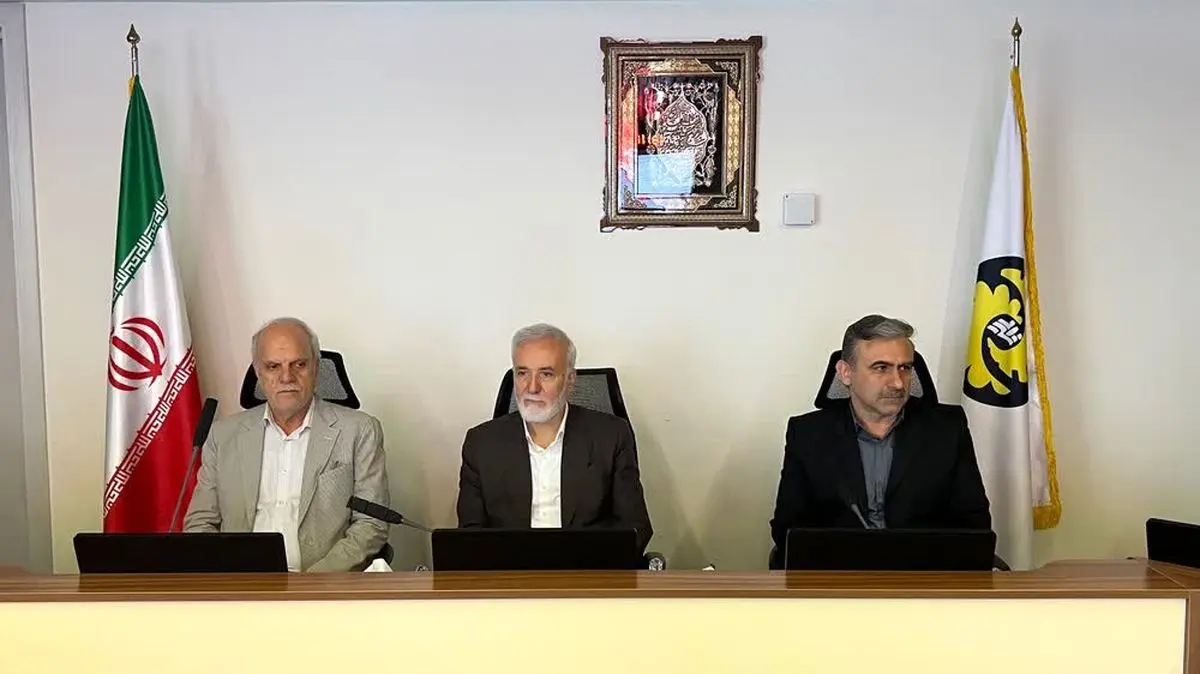 اتصال مترو به شهر بین‌المللی سلامت شیراز کلید خورد؛ مطالعات خط جدید آغاز شد / گامی برای رفع ترافیک ۵ هزار مطب خیابان زند