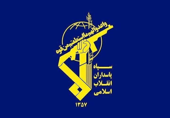 بیانیه سپاه درباره حملات موشکی به پایگاه‌های آمریکا در کویت و بحرین؛ منتظر برخورد قاطع‌تر با کشتی‌های متخلف باشید
