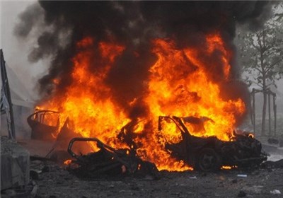 ببینید: انفجار خودرو در کازرون بر اثر گرمای هوا