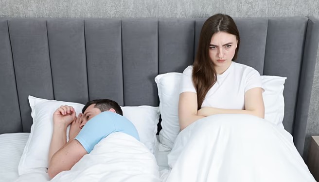 توقف رابطه جنسی چه تاثیری بر جسم و روان می‌گذارد؟