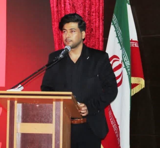 درخشش شاعر لامردی در آوردگاه ملی؛ گفتگو با سید روح‌الله باقری، برگزیده کنگره شعر ساوه