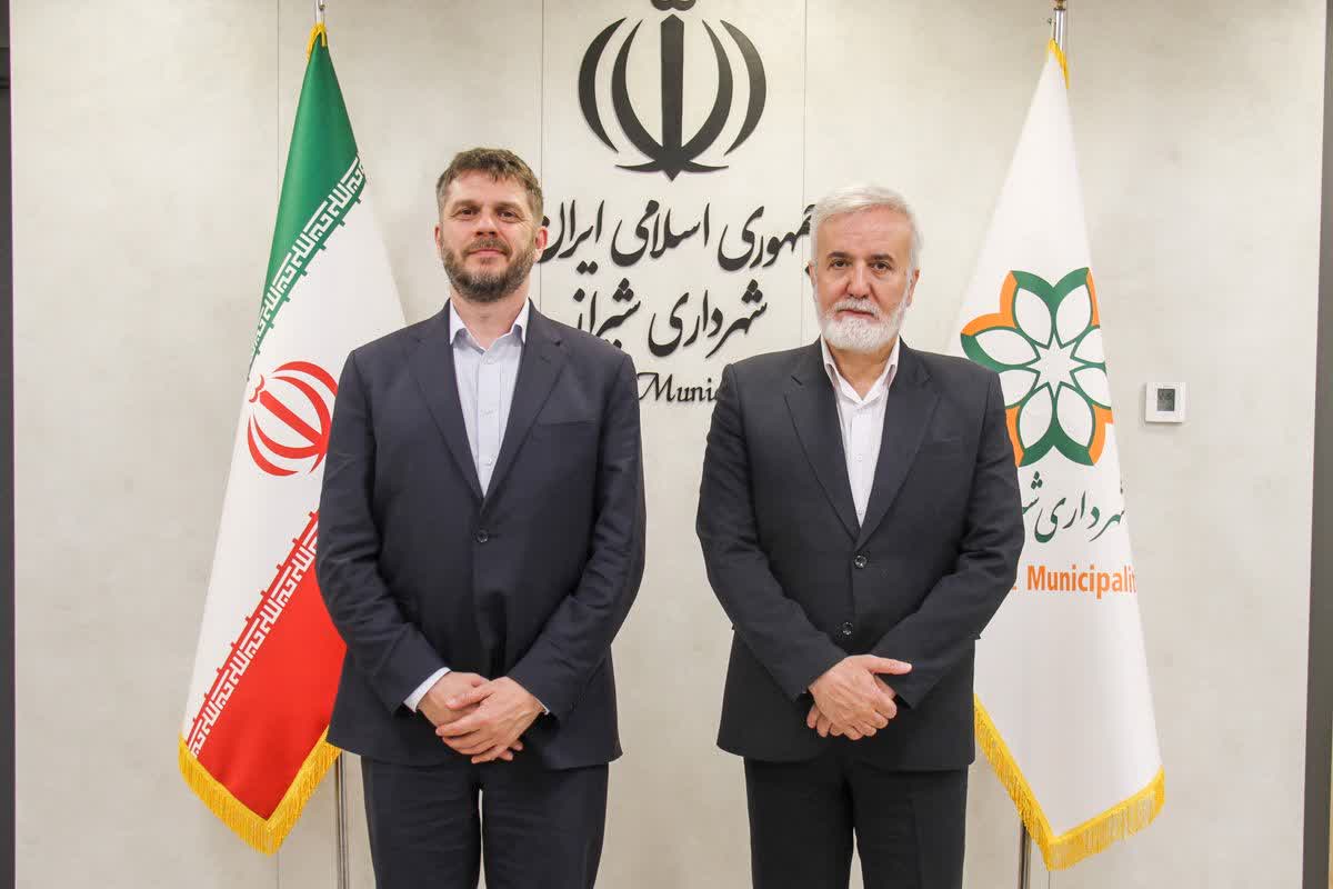تبریک جوردی واکوئر به شهردار شیراز بابت کسب دو کرسی بین المللی در متروپلیس