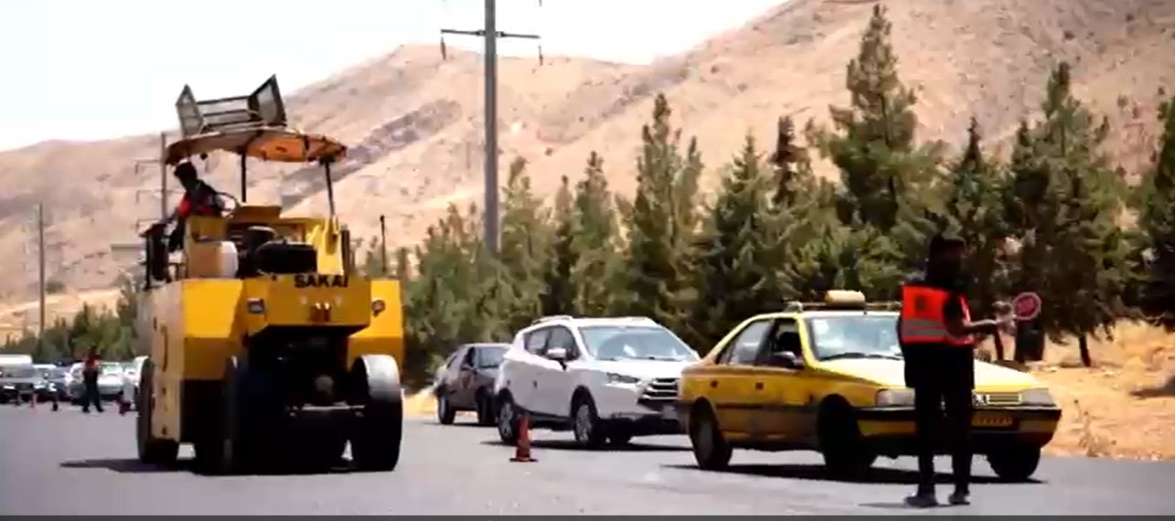 ویدئو|تلاش شبانه‌روزی راهداران فارس برای ایمن‌سازی کمربندی شیراز