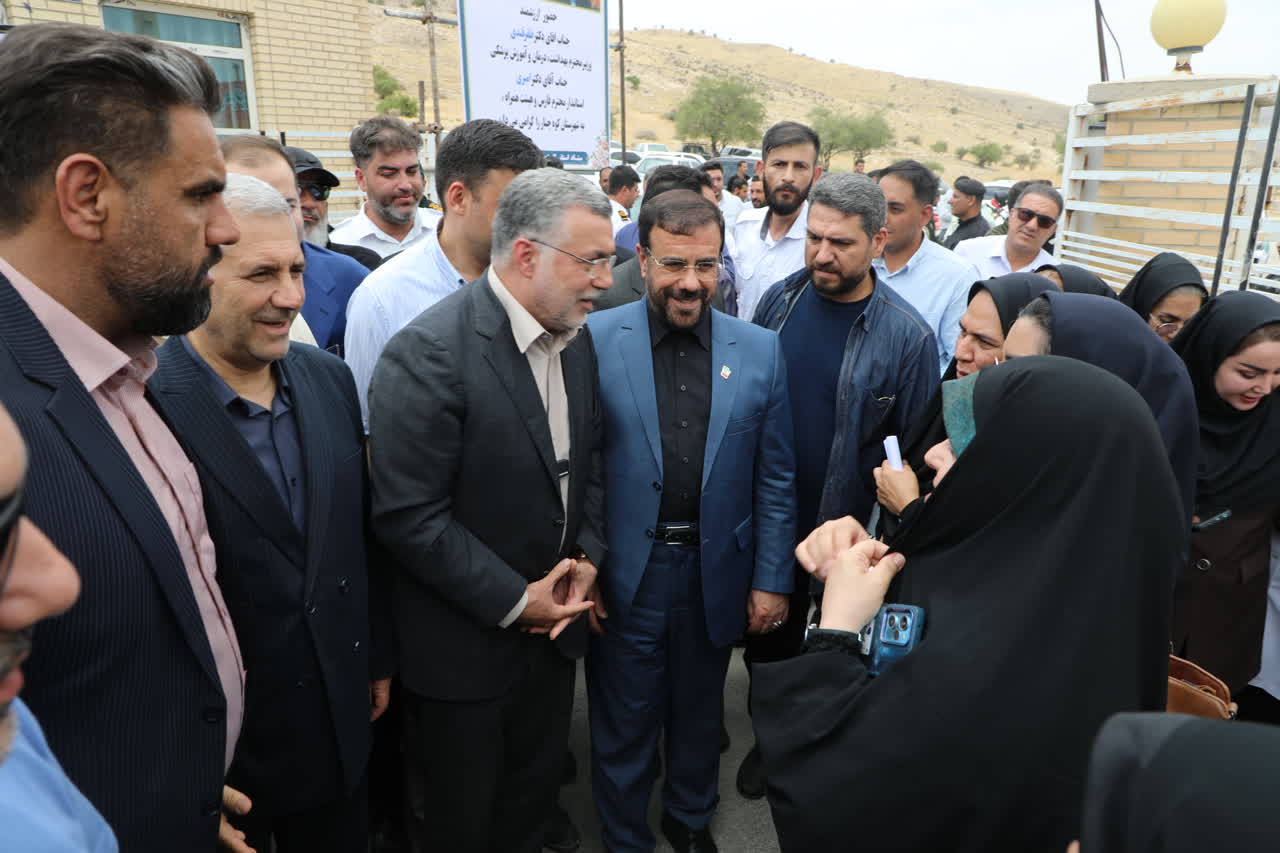 وزیر بهداشت در کوه‌چنار: توسعه زیرساخت‌ها باید همگام با افزایش خدمات سلامت باشد