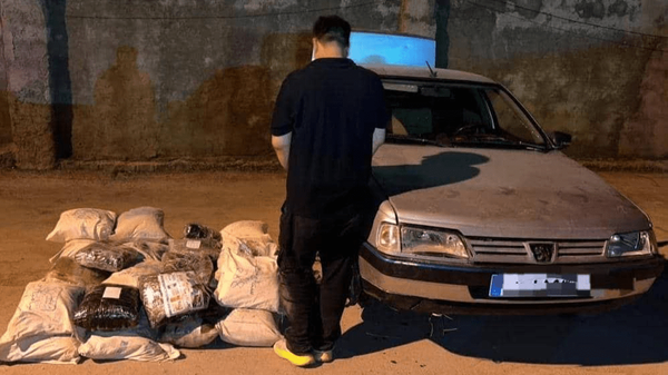 کشف ۳۶۸ کیلوگرم تریاک از یک سواری پژو در داراب