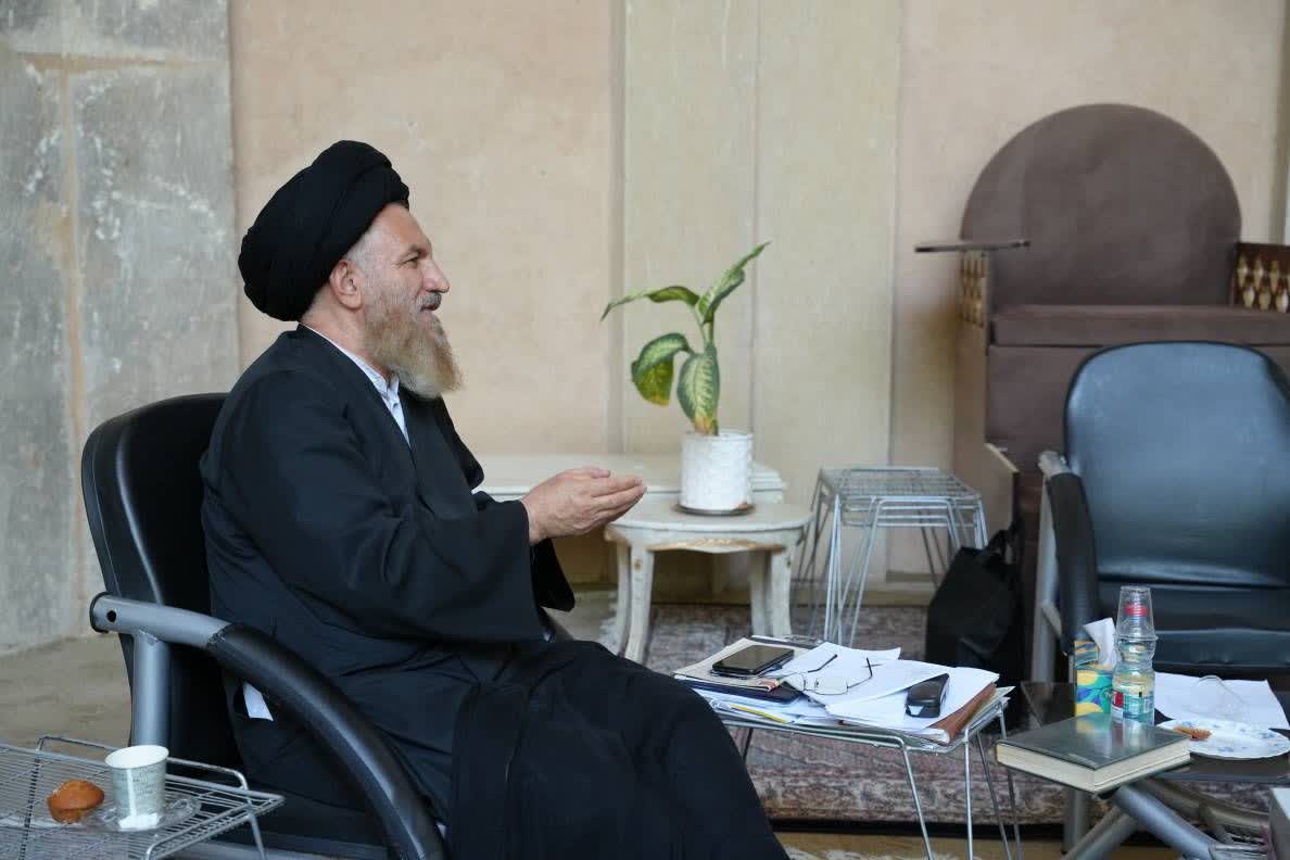 تقدیر آیت‌الله سید شرف‌الدین ملک‌حسینی از مجاهدت کارکنان صنعت برق فارس و بوشهر