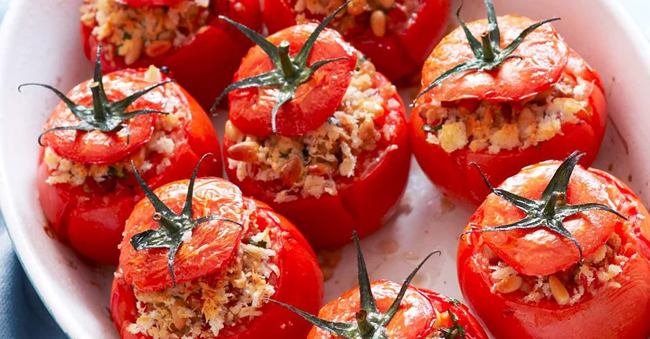 دلمه گوجه فرنگی؛ یک غذای متفاوت و خوش طعم