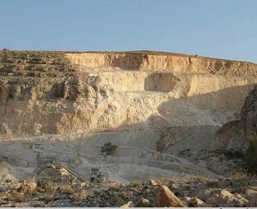 لرزه بر پیکر بی دفاع پادشاهان ساسانی در یک محوطه باستانی شیراز