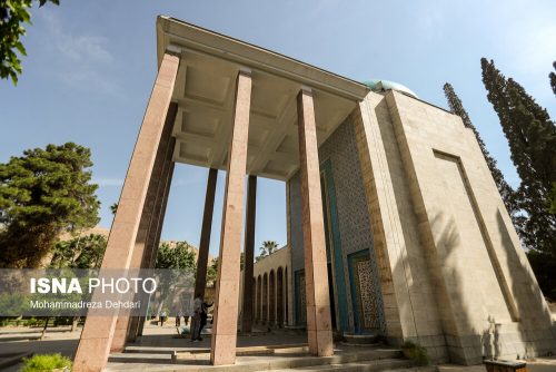سازه آرامگاه سعدی در نشیب فُروریختن 10