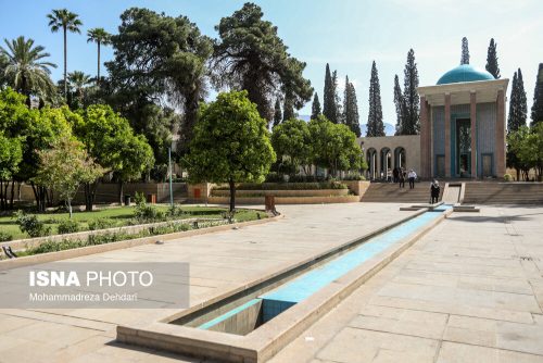 سازه آرامگاه سعدی در نشیب فُروریختن 14