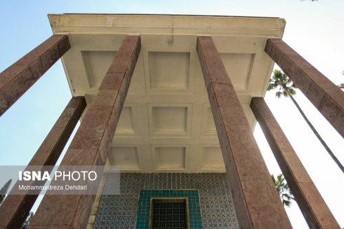سازه آرامگاه سعدی در نشیب فُروریختن 4