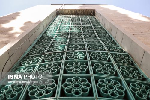 سازه آرامگاه سعدی در نشیب فُروریختن 6