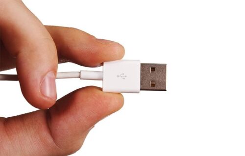 اگر قصد خرید کابل USB دارید حتما به این 8 نکته دقت کنید