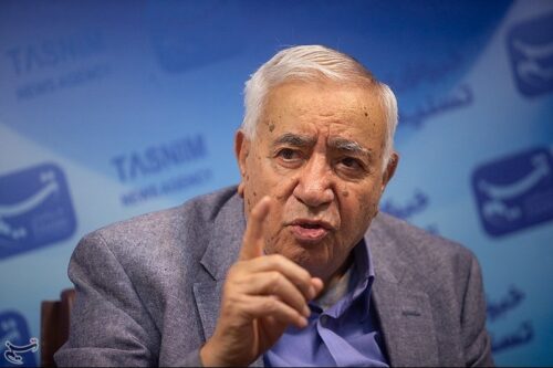  حسین اردکانی کارشناس هواشناسی
