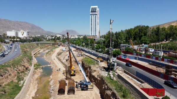افتتاح دوربرگردان اردیبهشت در شیراز 