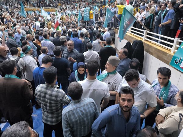 عکس های همایش انتخاباتی پزشکیان در شیراز 103