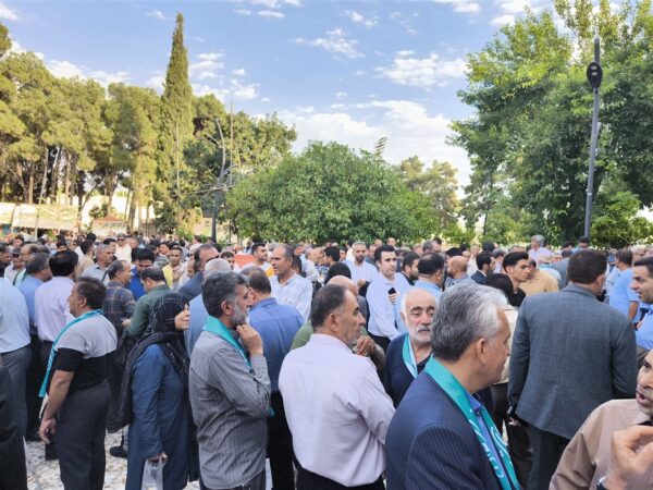 عکس های همایش انتخاباتی پزشکیان در شیراز 155