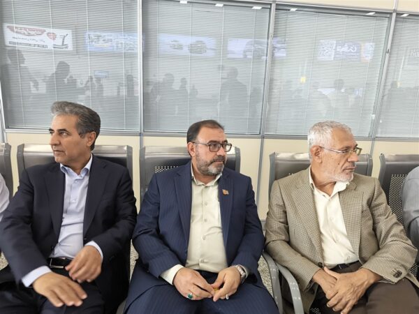 عکس های همایش انتخاباتی پزشکیان در شیراز 3