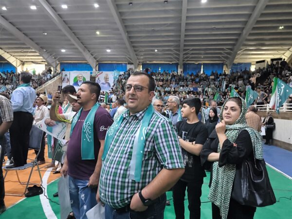 عکس های همایش انتخاباتی پزشکیان در شیراز 63